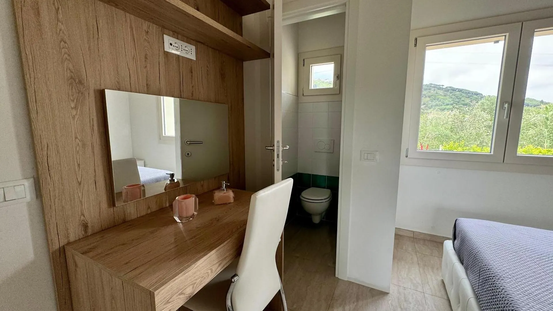 Вилла Villetta Le Pavane Isola D'Elba Casa Alzi